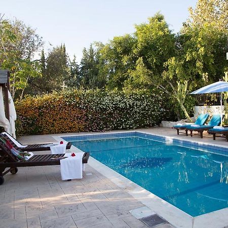 Coral Bay Sunkiss Villa Bagian luar foto