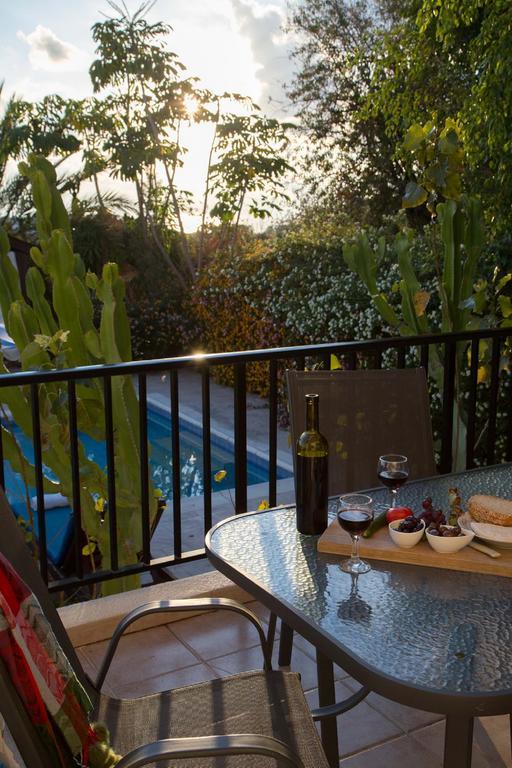 Coral Bay Sunkiss Villa Bagian luar foto