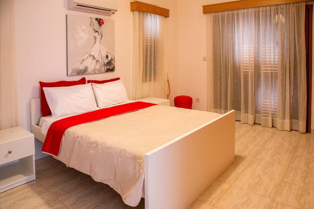Coral Bay Sunkiss Villa Bagian luar foto