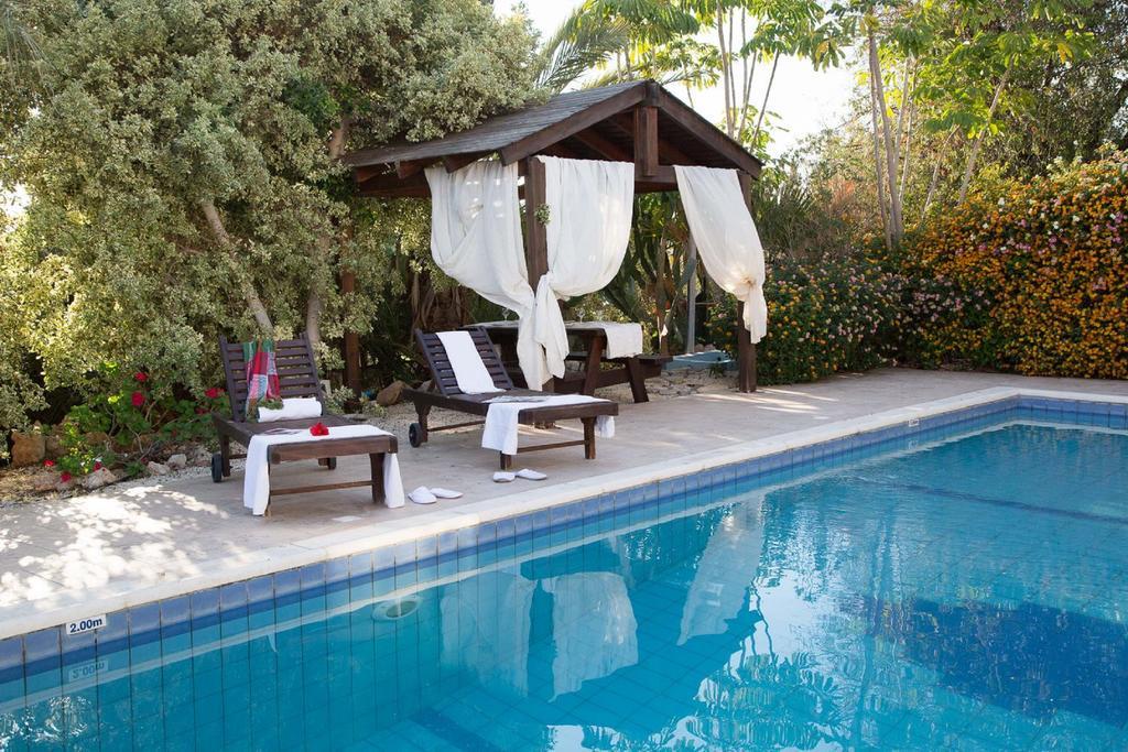 Coral Bay Sunkiss Villa Bagian luar foto