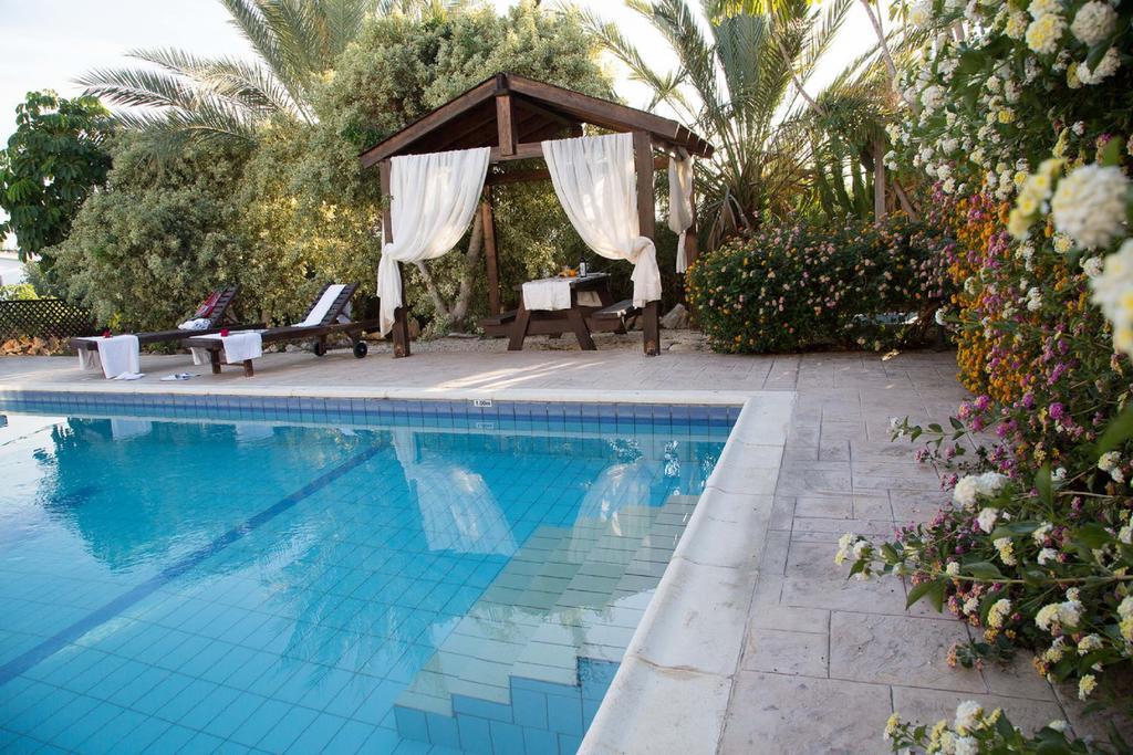 Coral Bay Sunkiss Villa Bagian luar foto