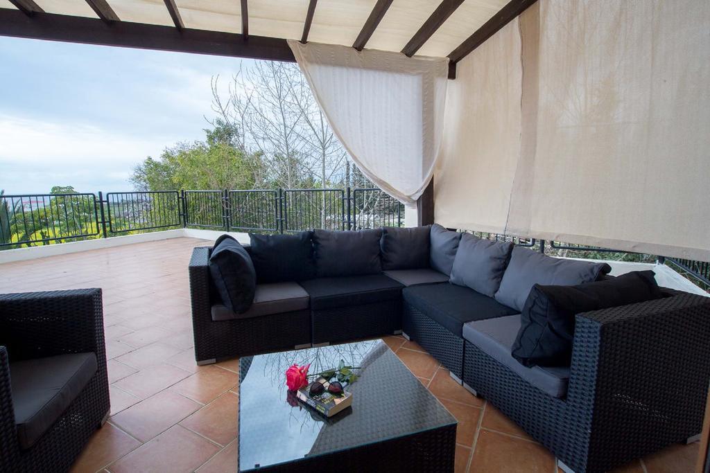 Coral Bay Sunkiss Villa Bagian luar foto